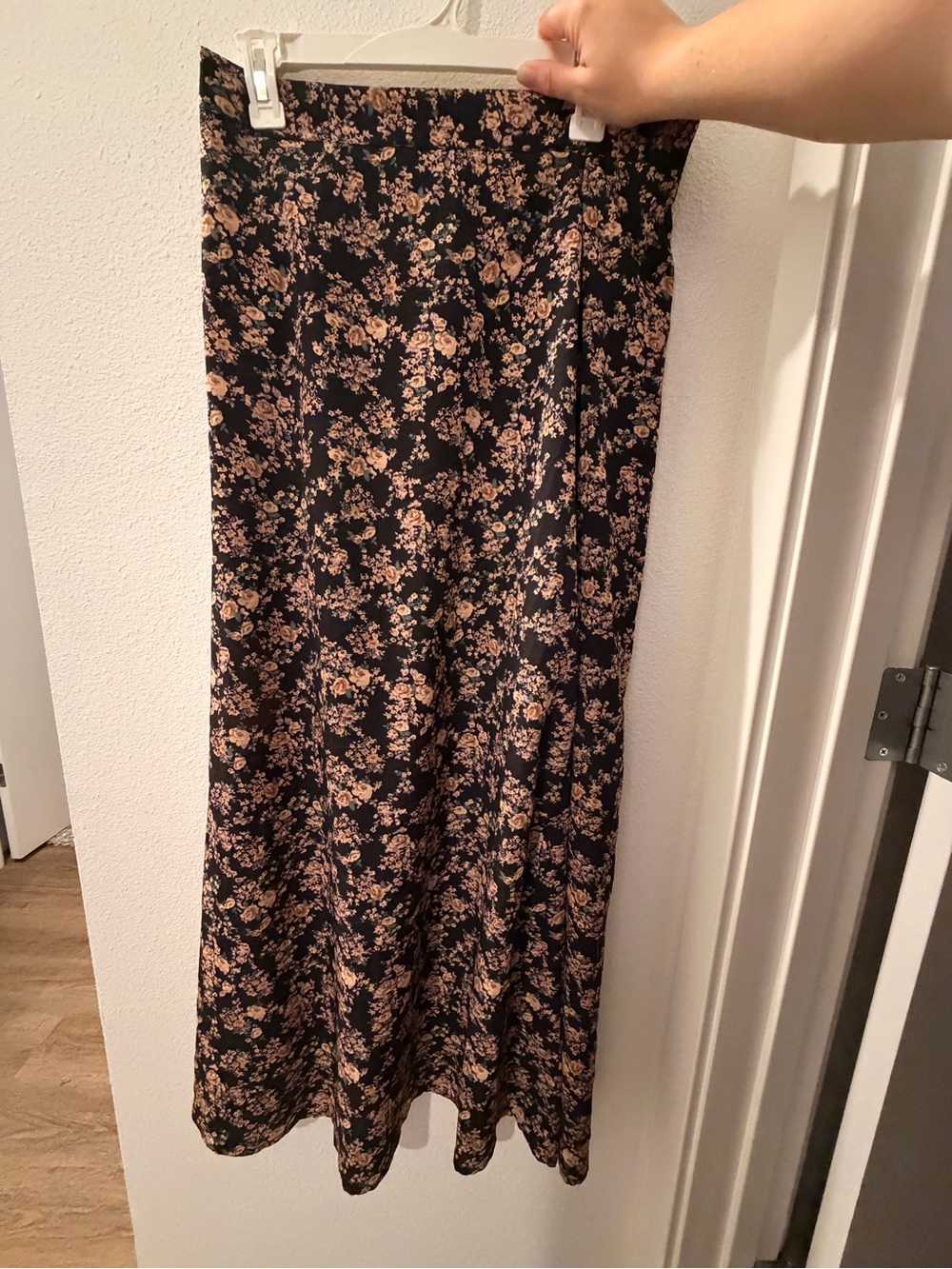SHEIN Black Floral Maxi Skirt - Women's Flowing A-Line Skirt
